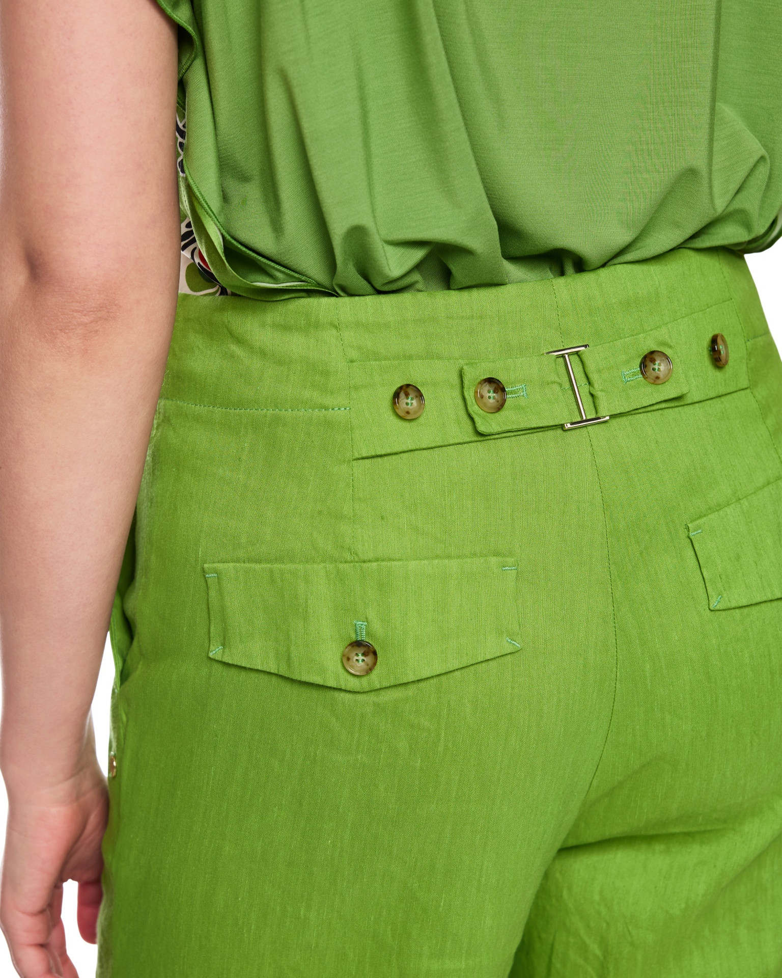green pants, belted waist, button details, back pocket, linen-like fabric