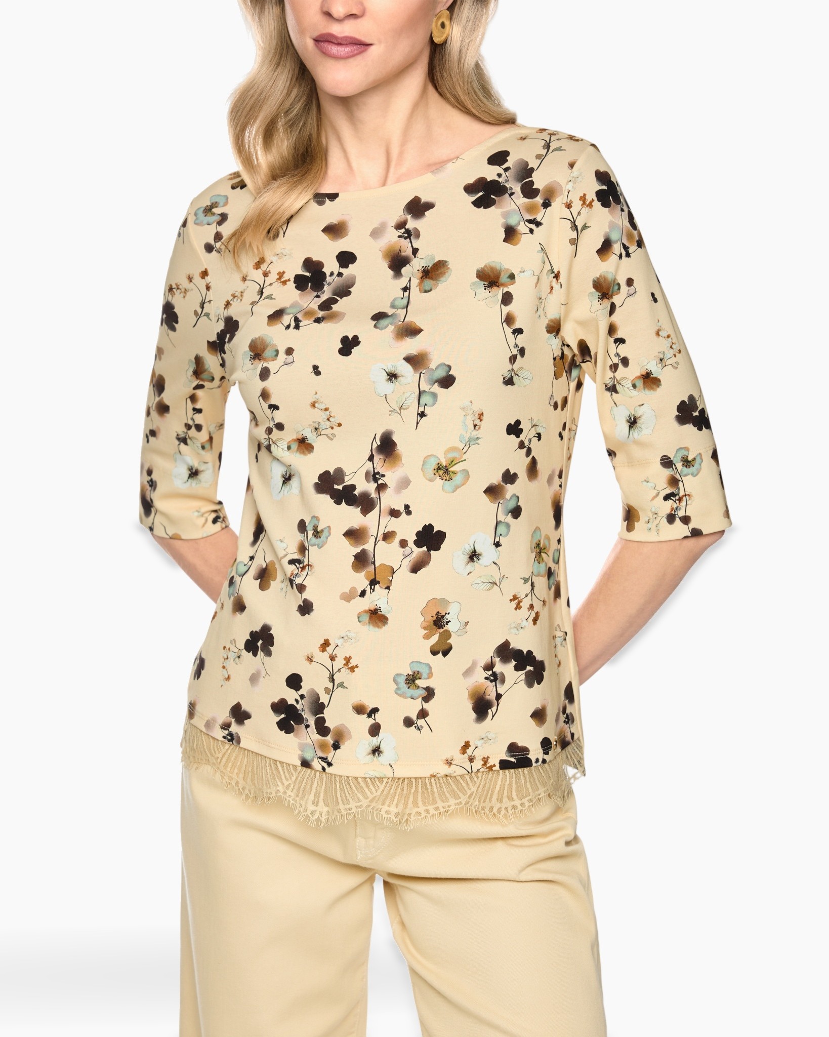 blouse, floral, beige, three-quarter sleeves, lace hem