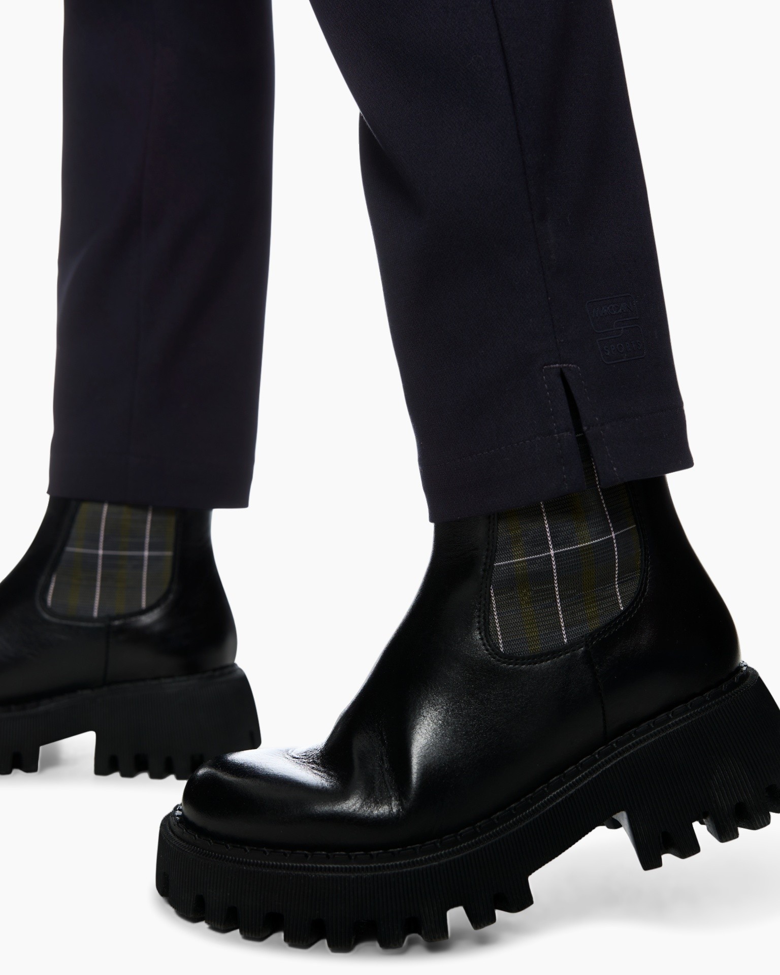 ankle boots, black boots, chunky sole, elastic panel, tartan inset