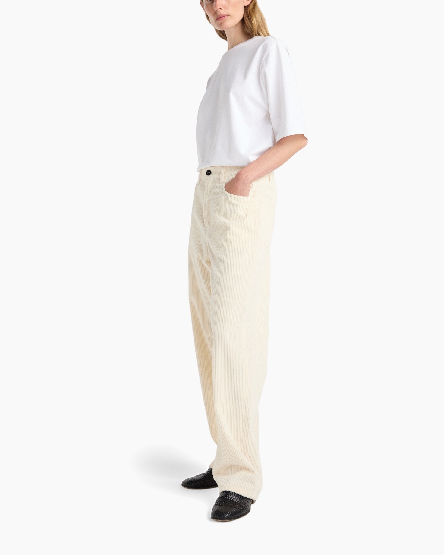 t-shirt, white, loose top, corduroy pants, beige pants