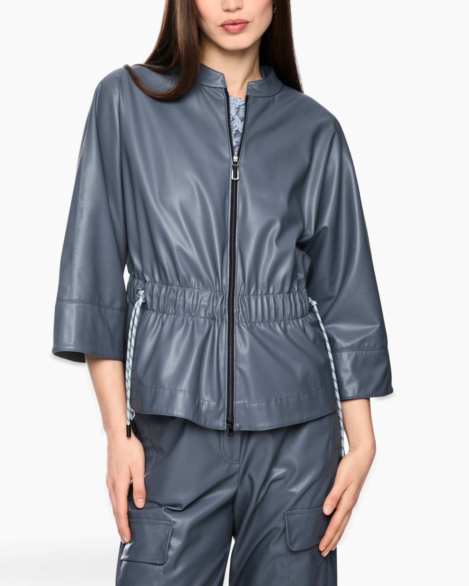 jacket, zippered, windbreaker, elastic waist, pockets