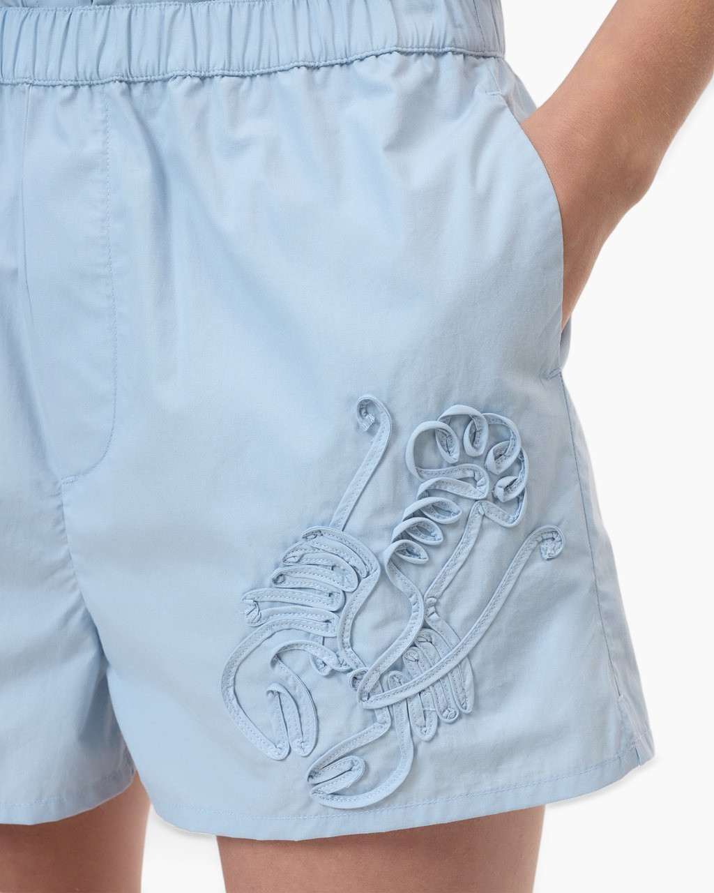 shorts, light blue, embroidery, scallop embroidery, pocket