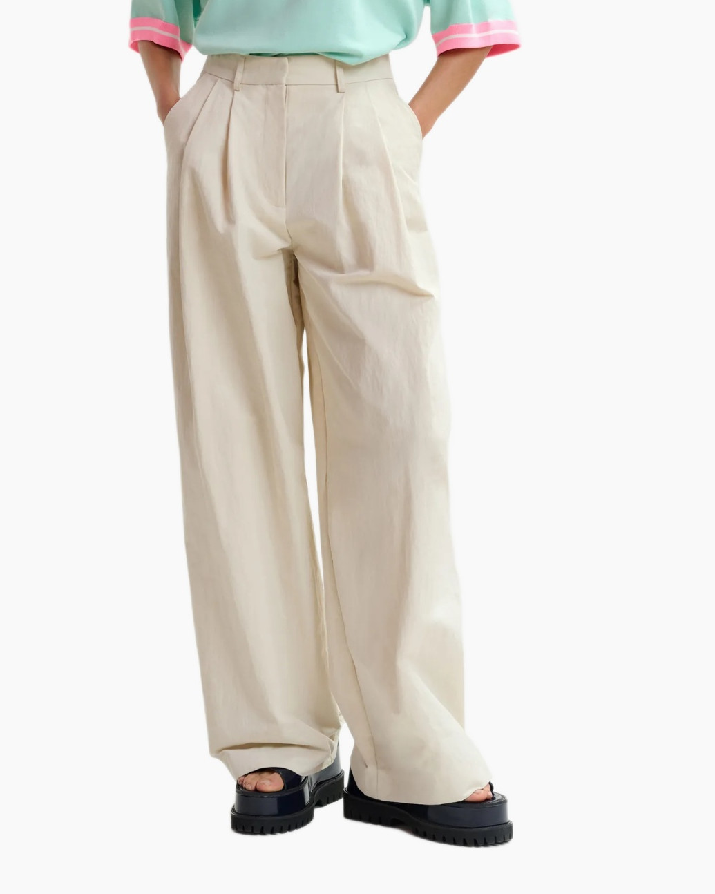 Clothing, Pants, Home Decor, Linen, Person