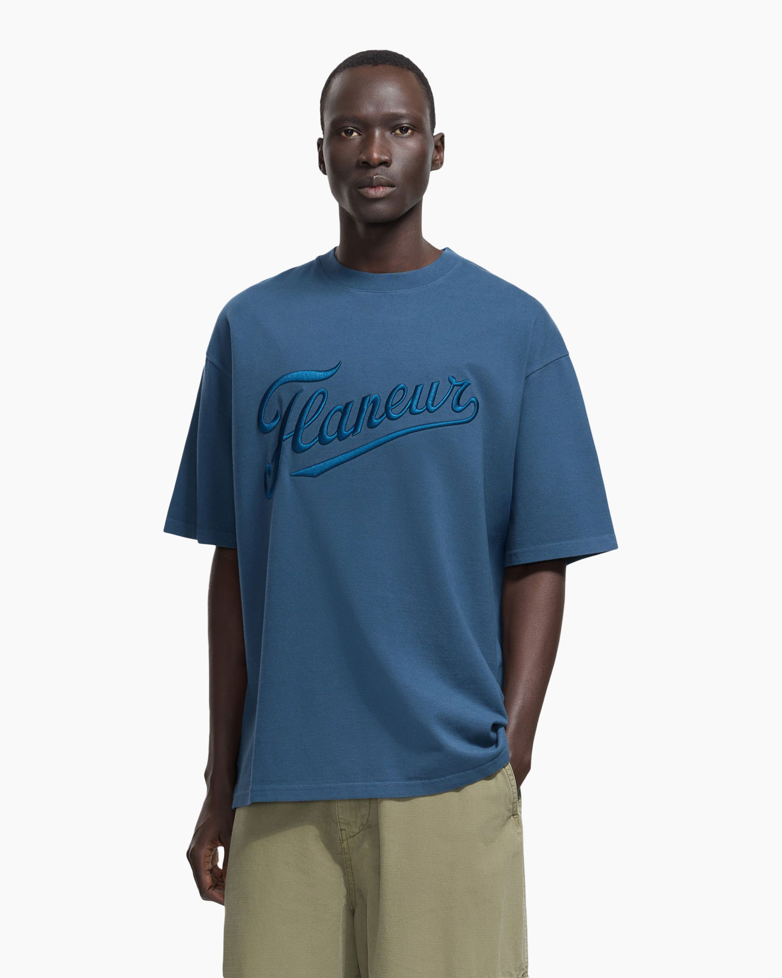 t-shirt, crew neck, short sleeves, blue, logo script