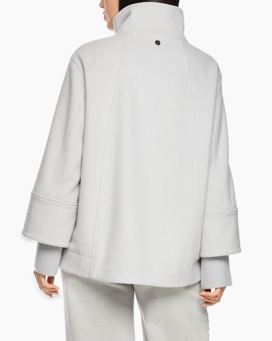 coat, oversize, collar, long sleeves, light gray
