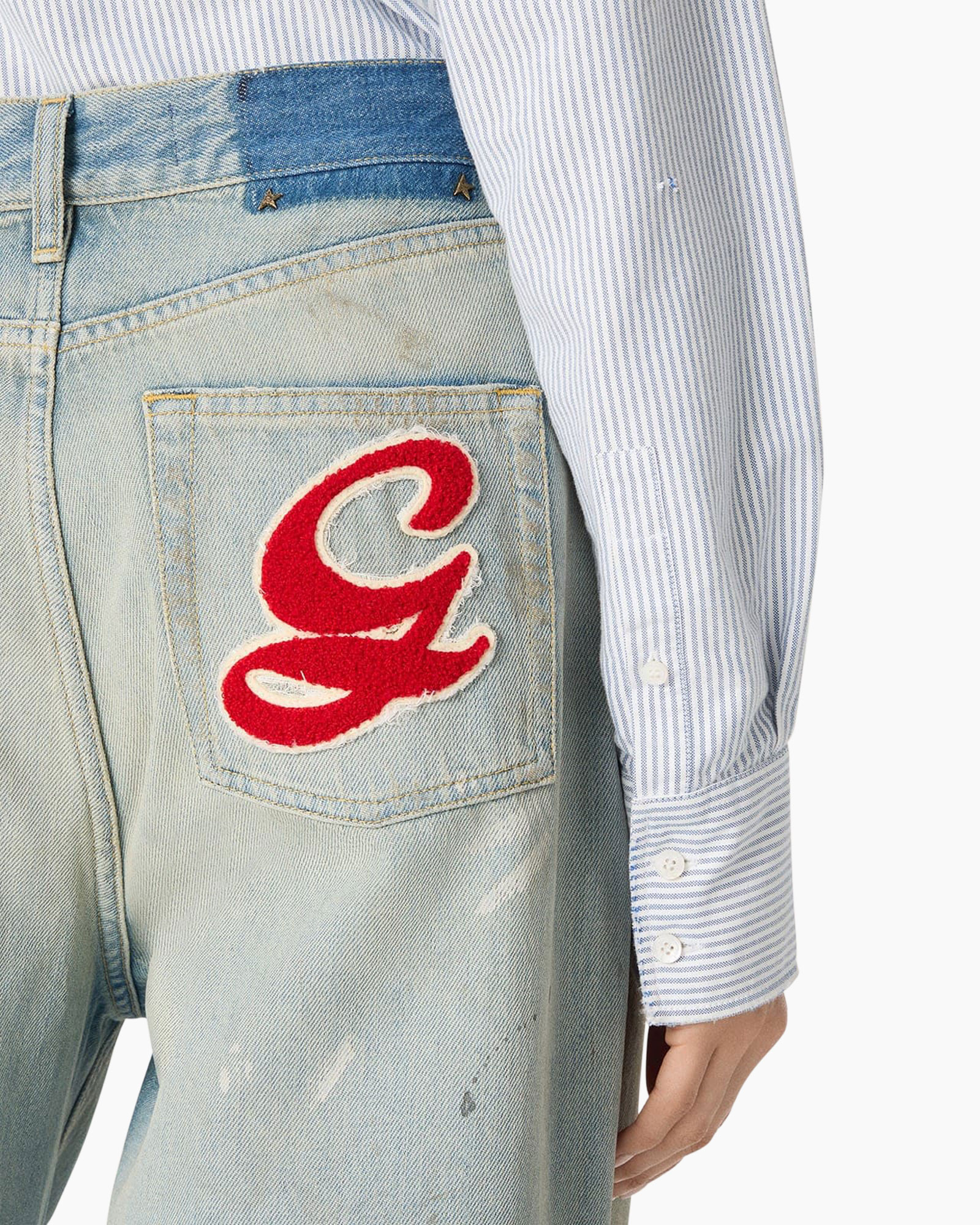 denim jeans, back pocket, red embroidery, patch, light wash
