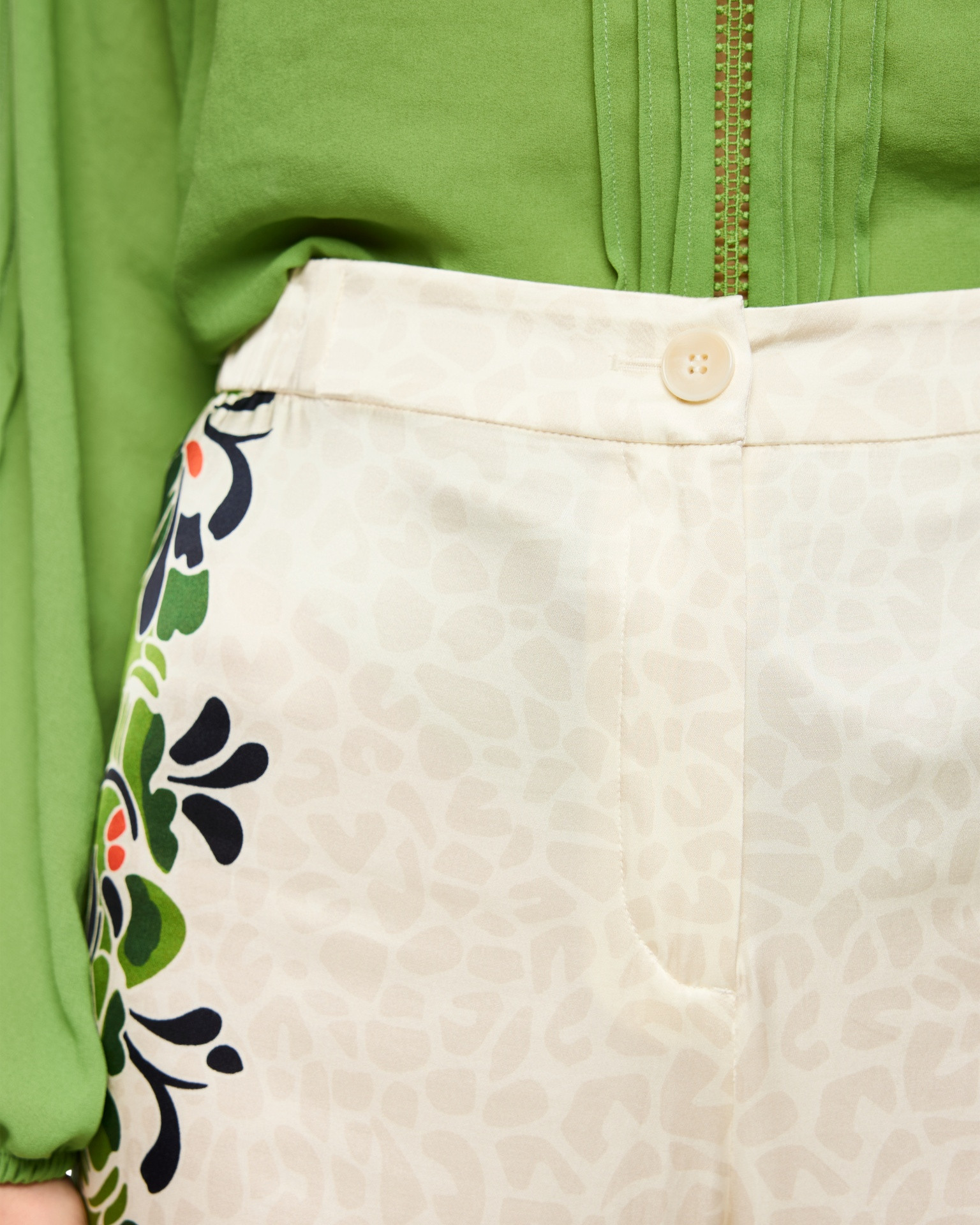 skirt, white, pattern, pocket, button