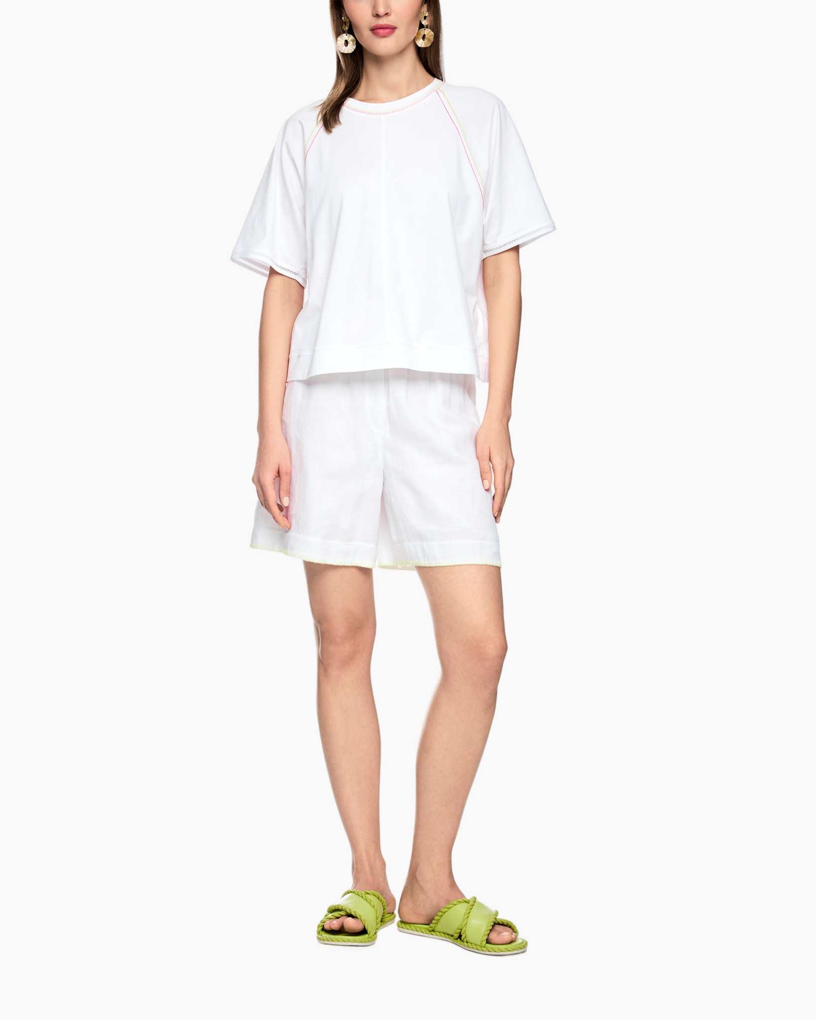 t-shirt, shorts, white, loose fit, sandals