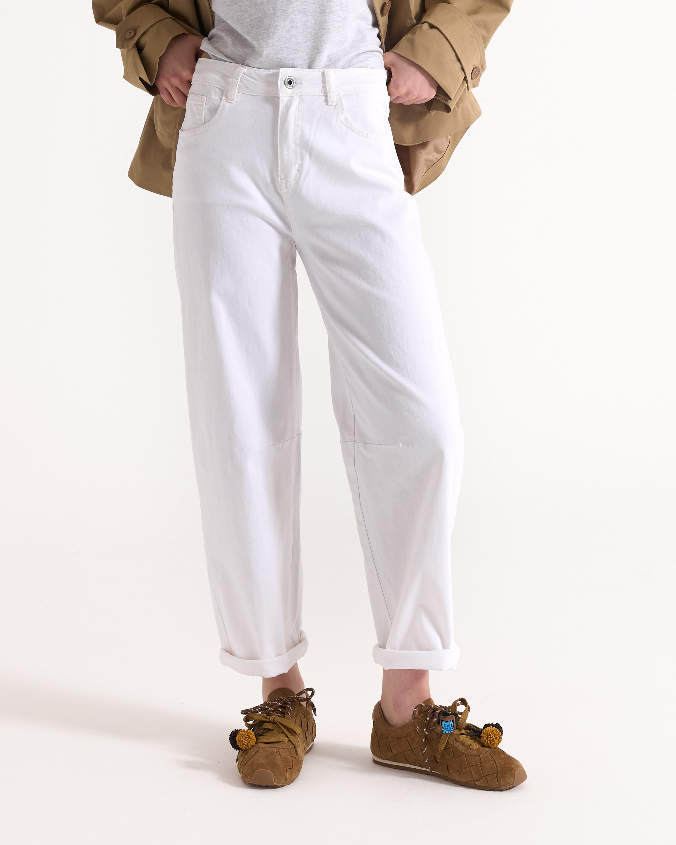 pants, white jeans, cropped pants,  rolled cuffs, casual pants