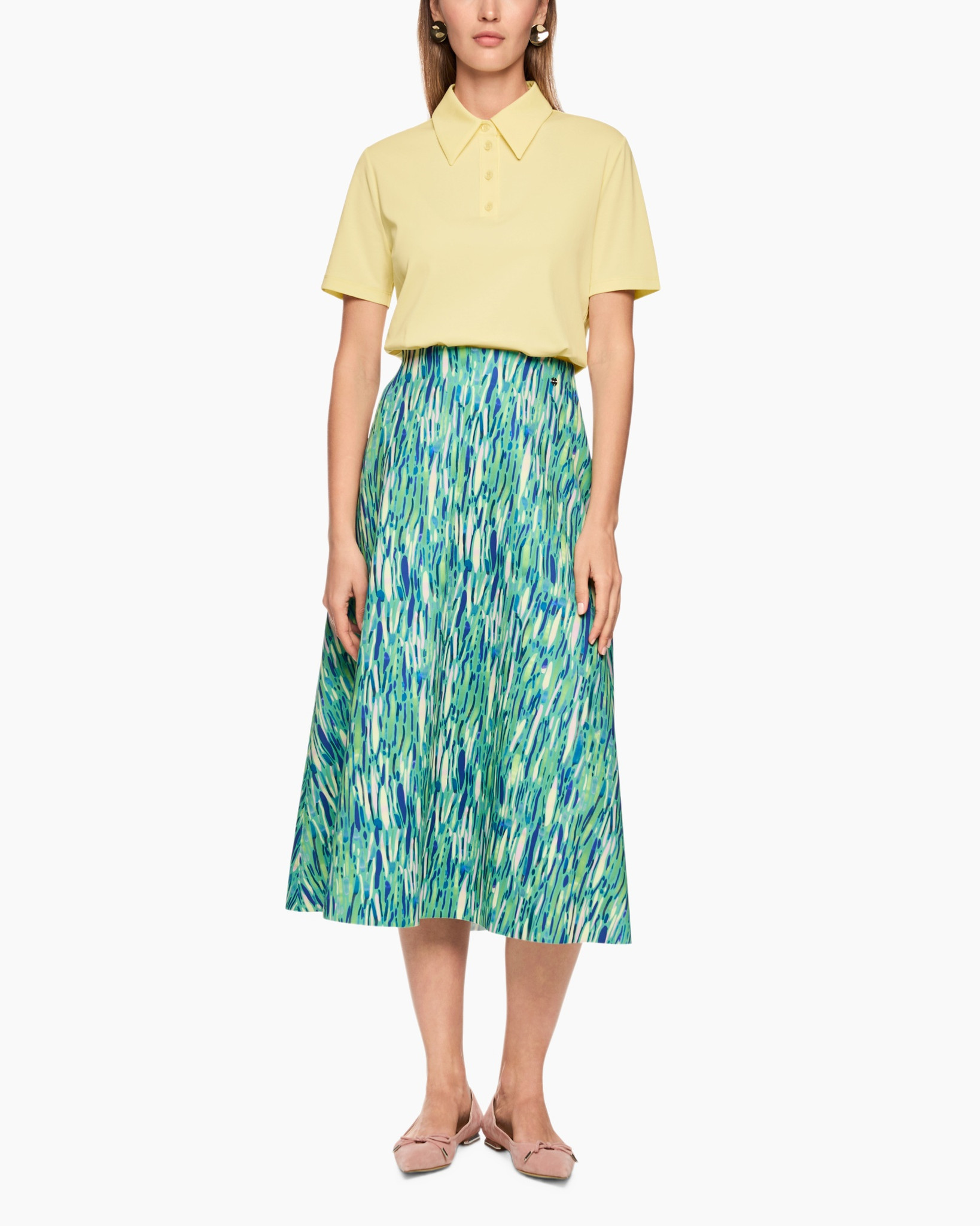 Skirt, Beachwear, Adult, Person, Woman