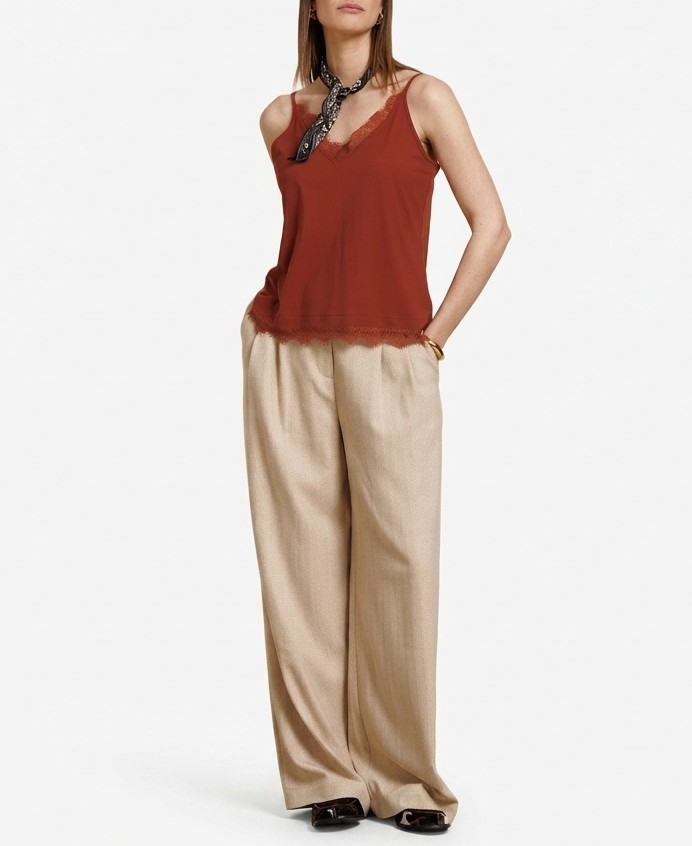 tank top, lace trim, scalloped edge, sleevless, rust color