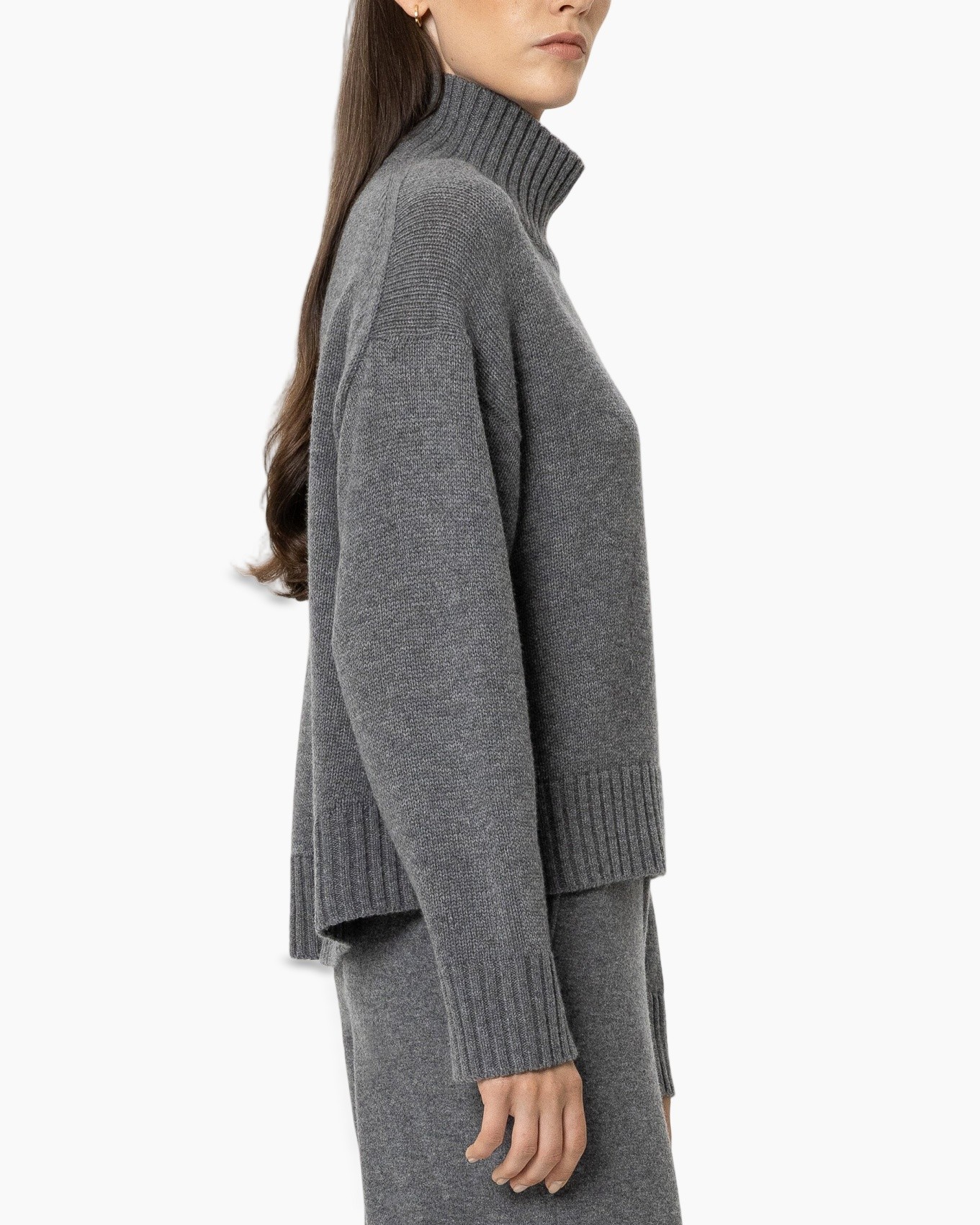 turtleneck, knit sweater, gray, long sleeve, oversized fit