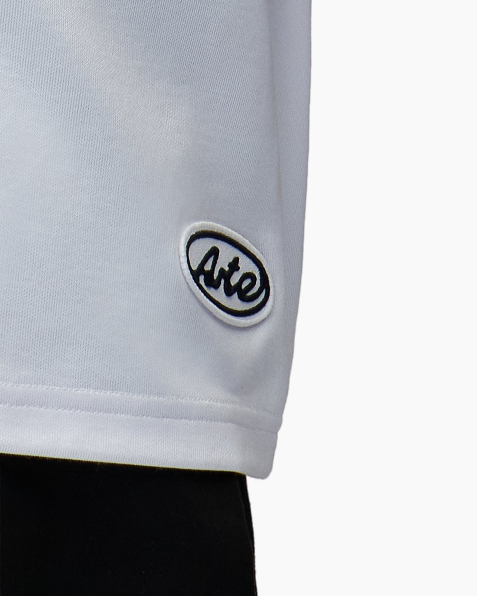 t-shirt, short sleeve, white, logo, hem