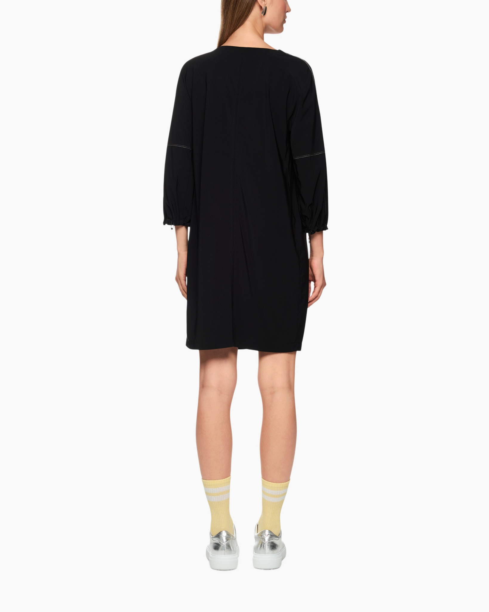 Long Sleeve, Fashion, Coat, Person, Shoe