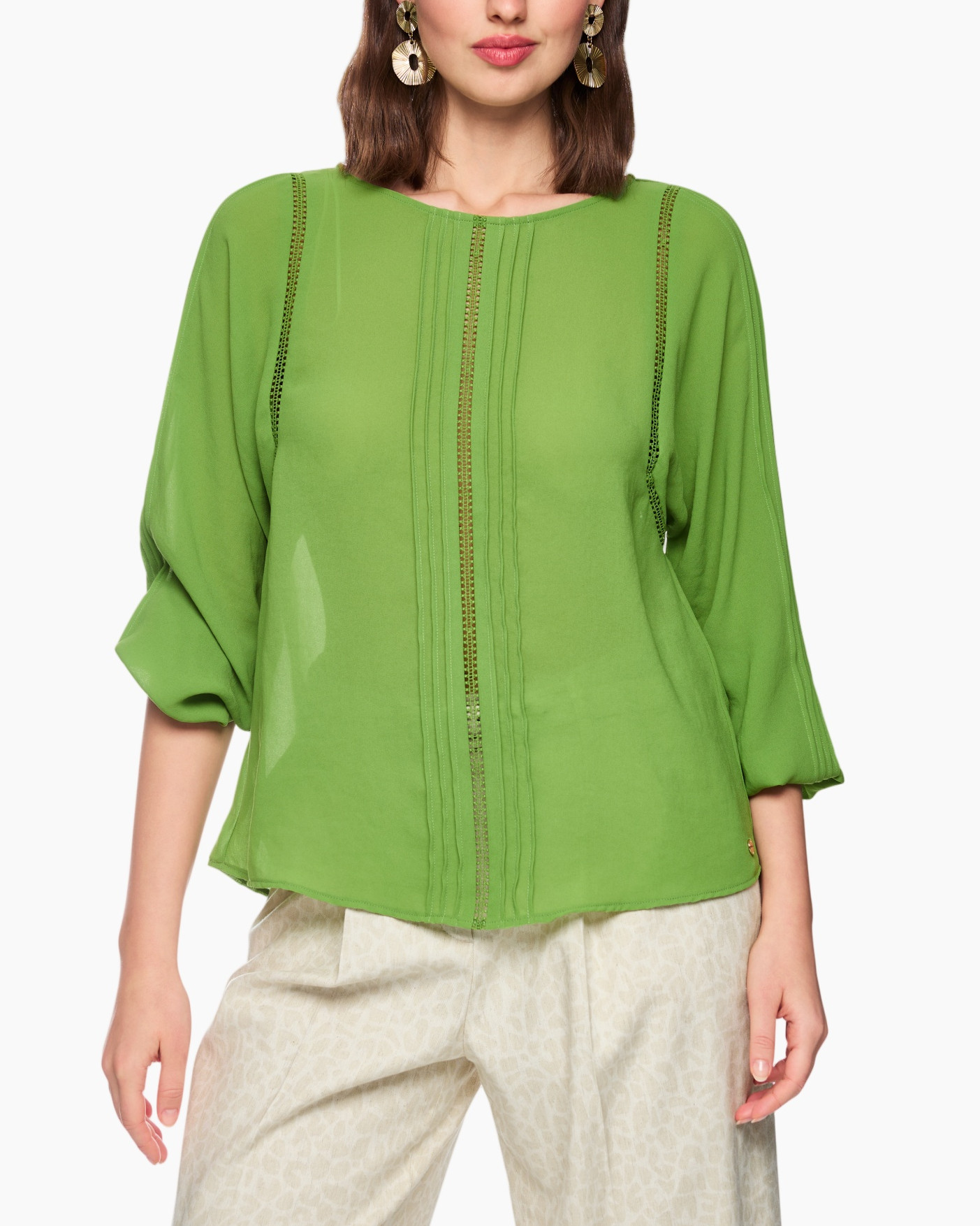 green top, blouse, 3/4 sleeves, embellished seam, loose fit
