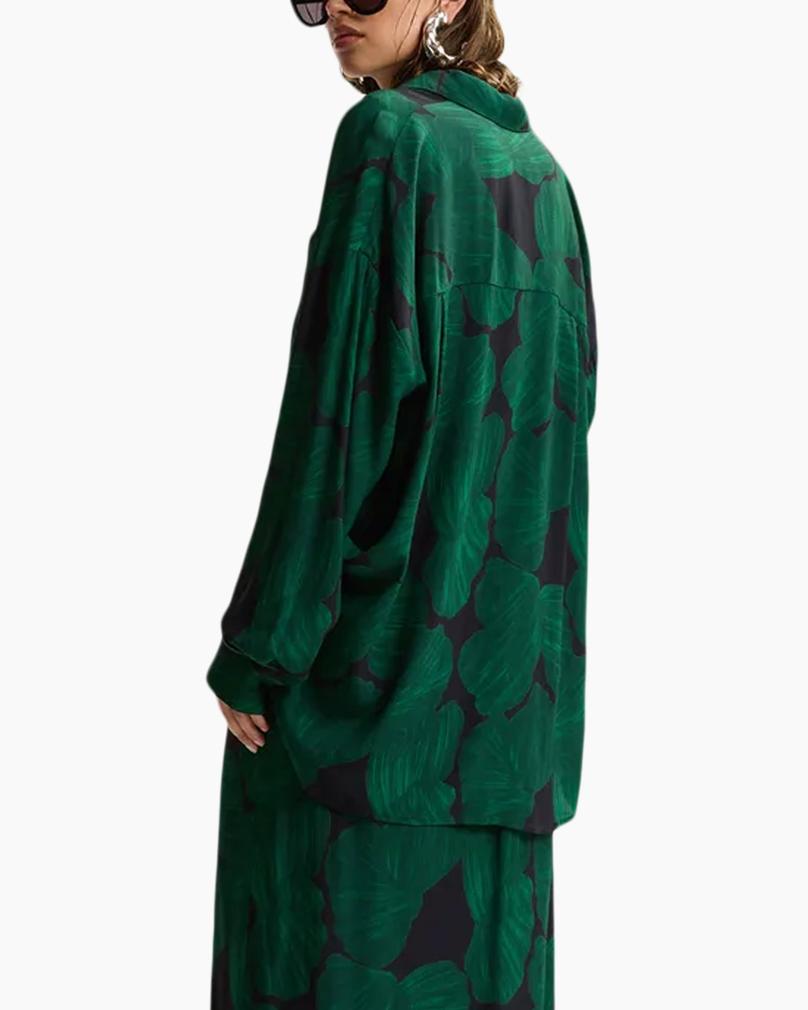 blouse, silk?, green blazer, camouflage pattern, long sleeve