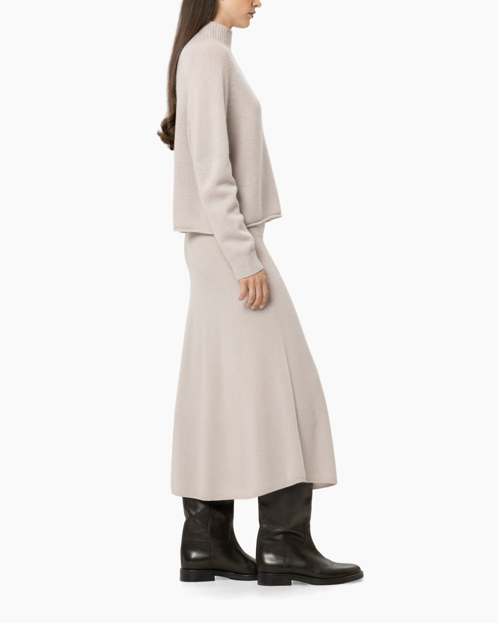 turtleneck, knit sweater, beige, skirt, boots
