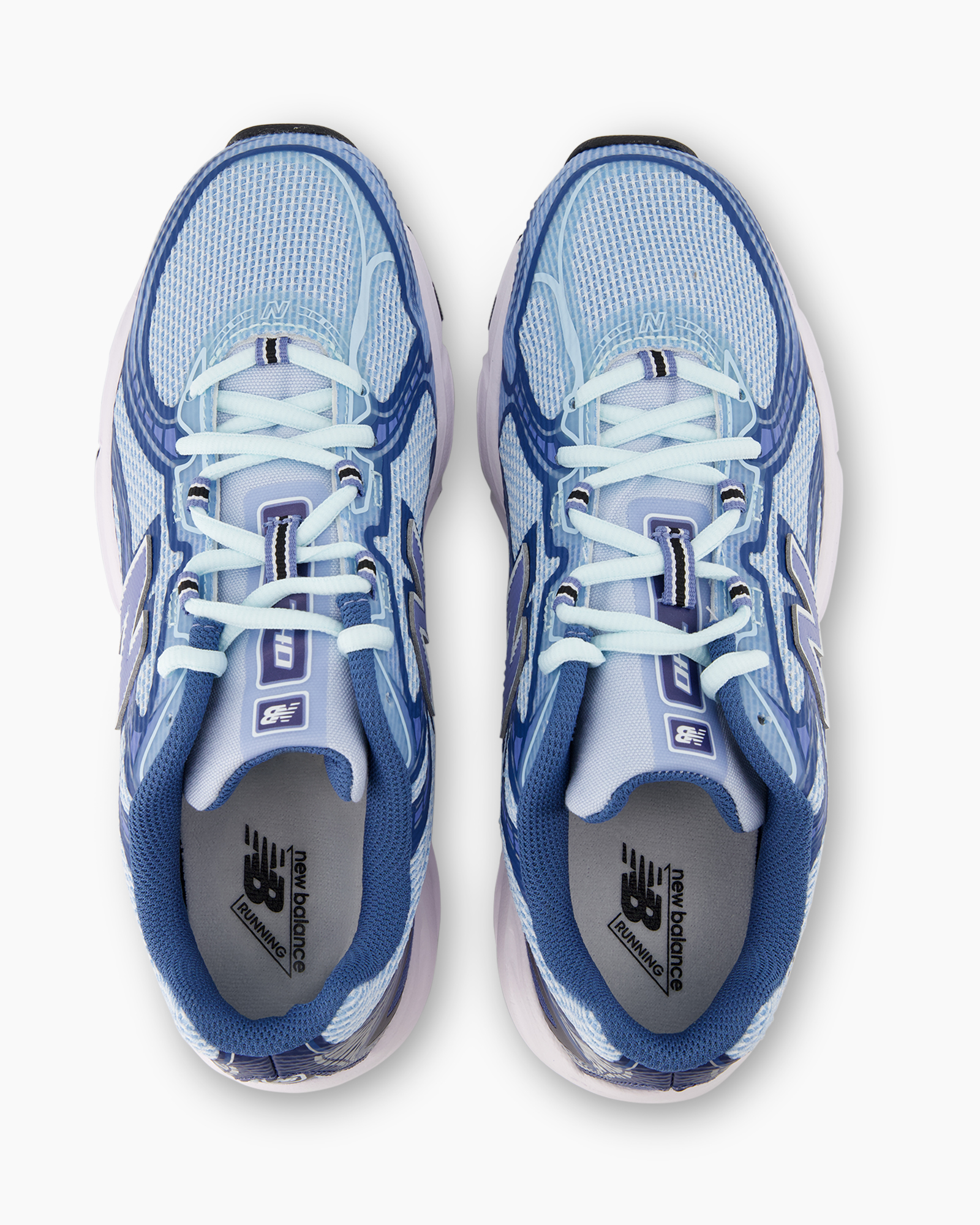 running shoes, mesh upper, blue, lacing, brandless design