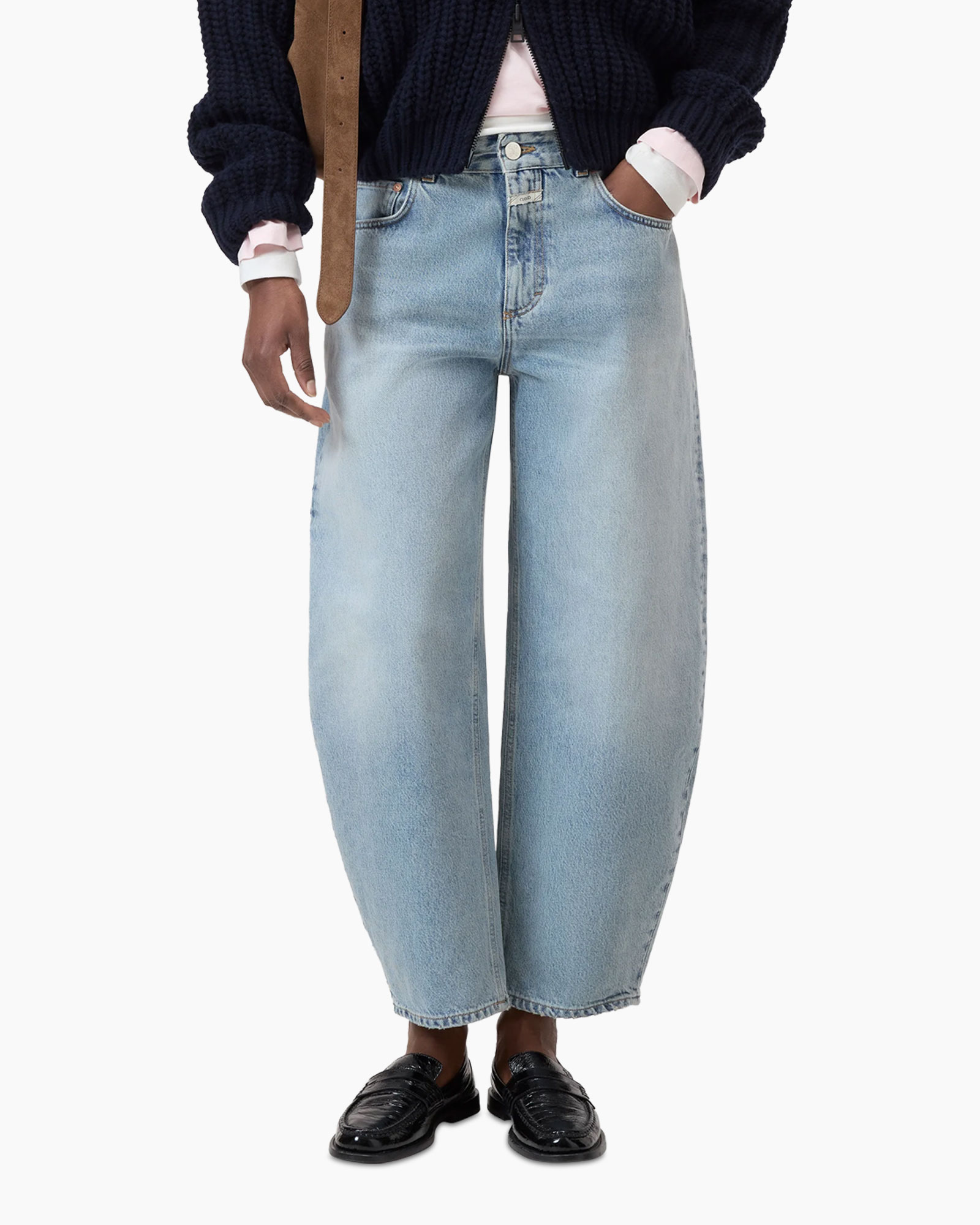 wide-leg, light-wade,  denim, jeans, pockets