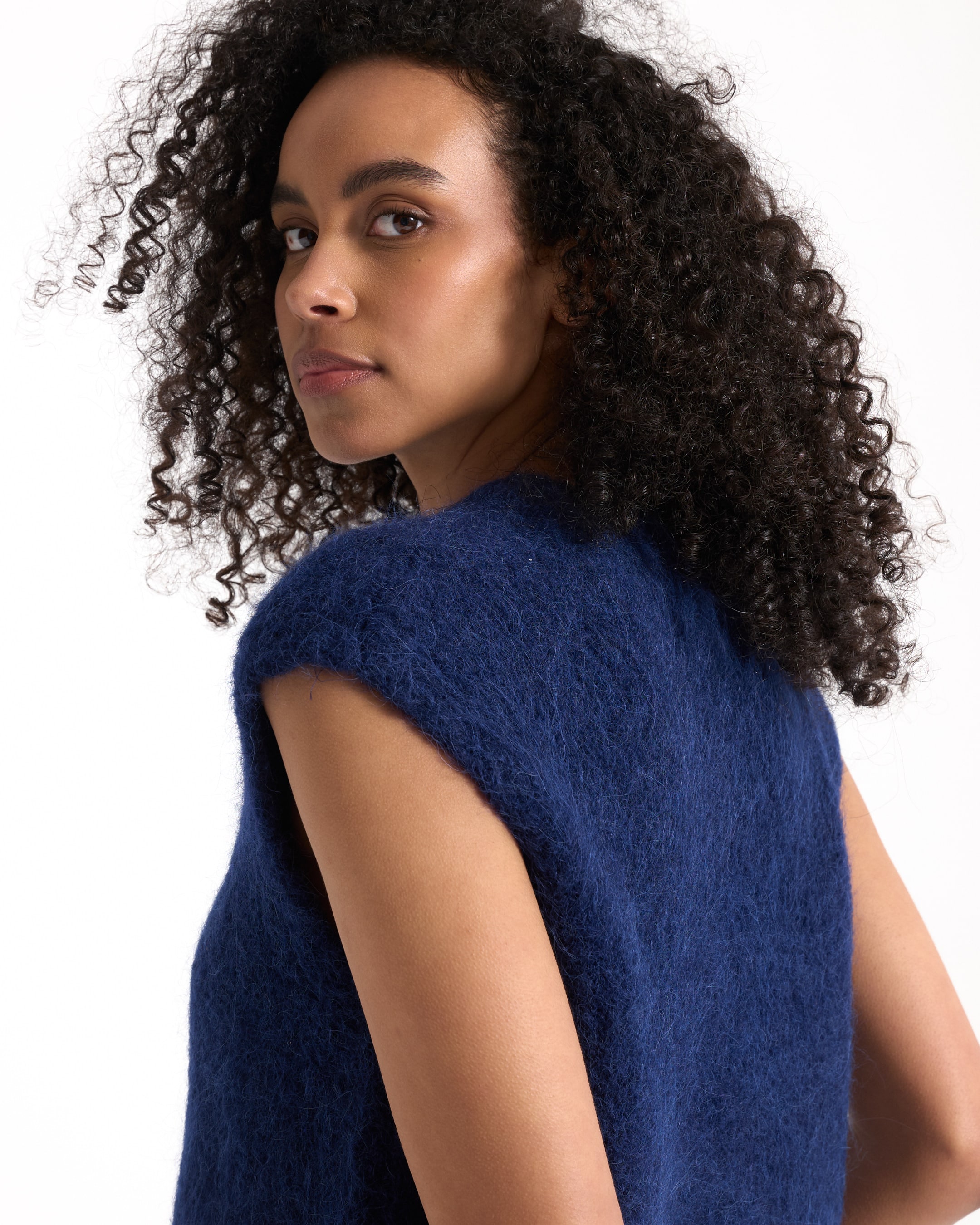 knitwear, sleeveless, blue, bulky, top