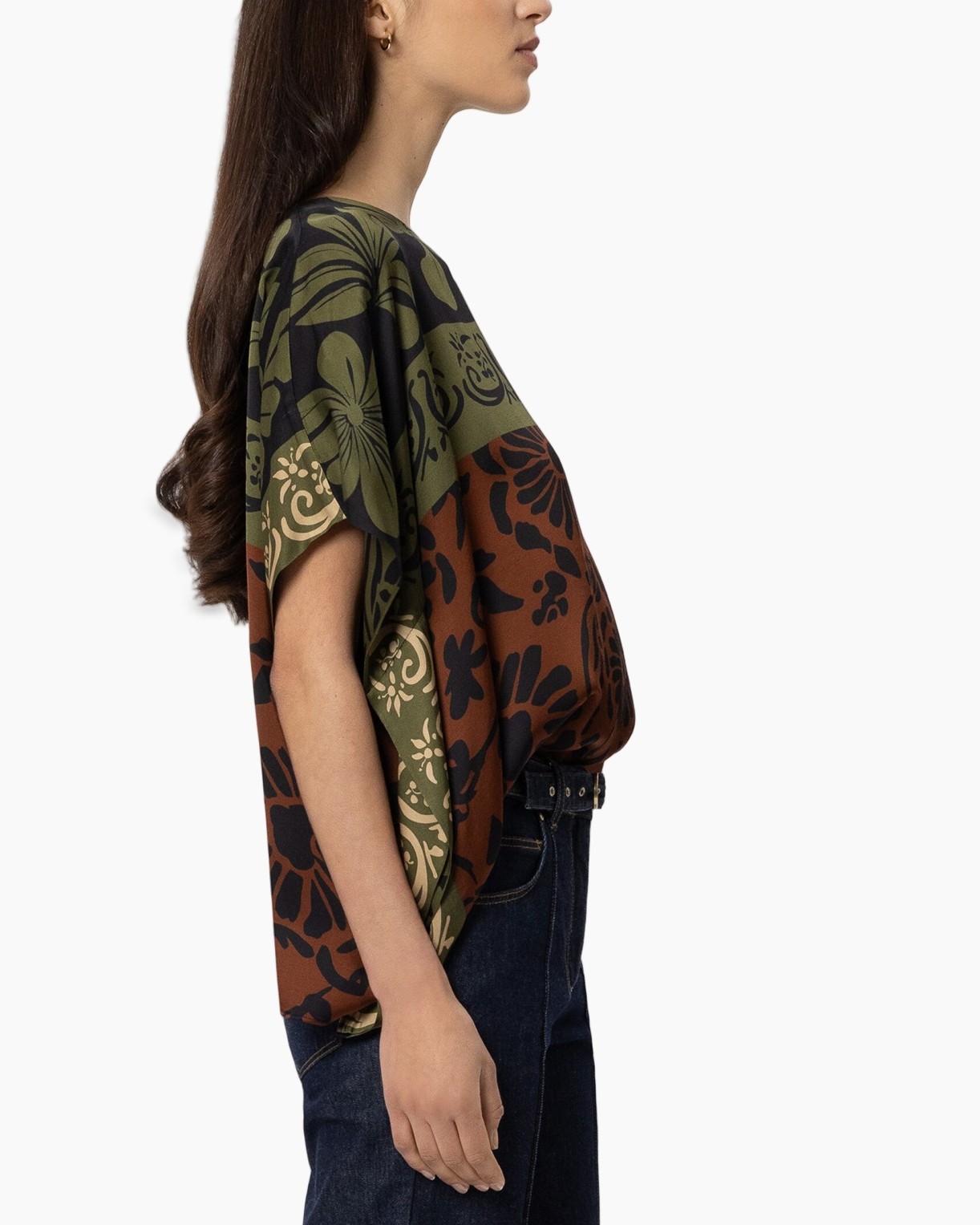 kimono, poncho, patterned top, flowy, short-sleeve