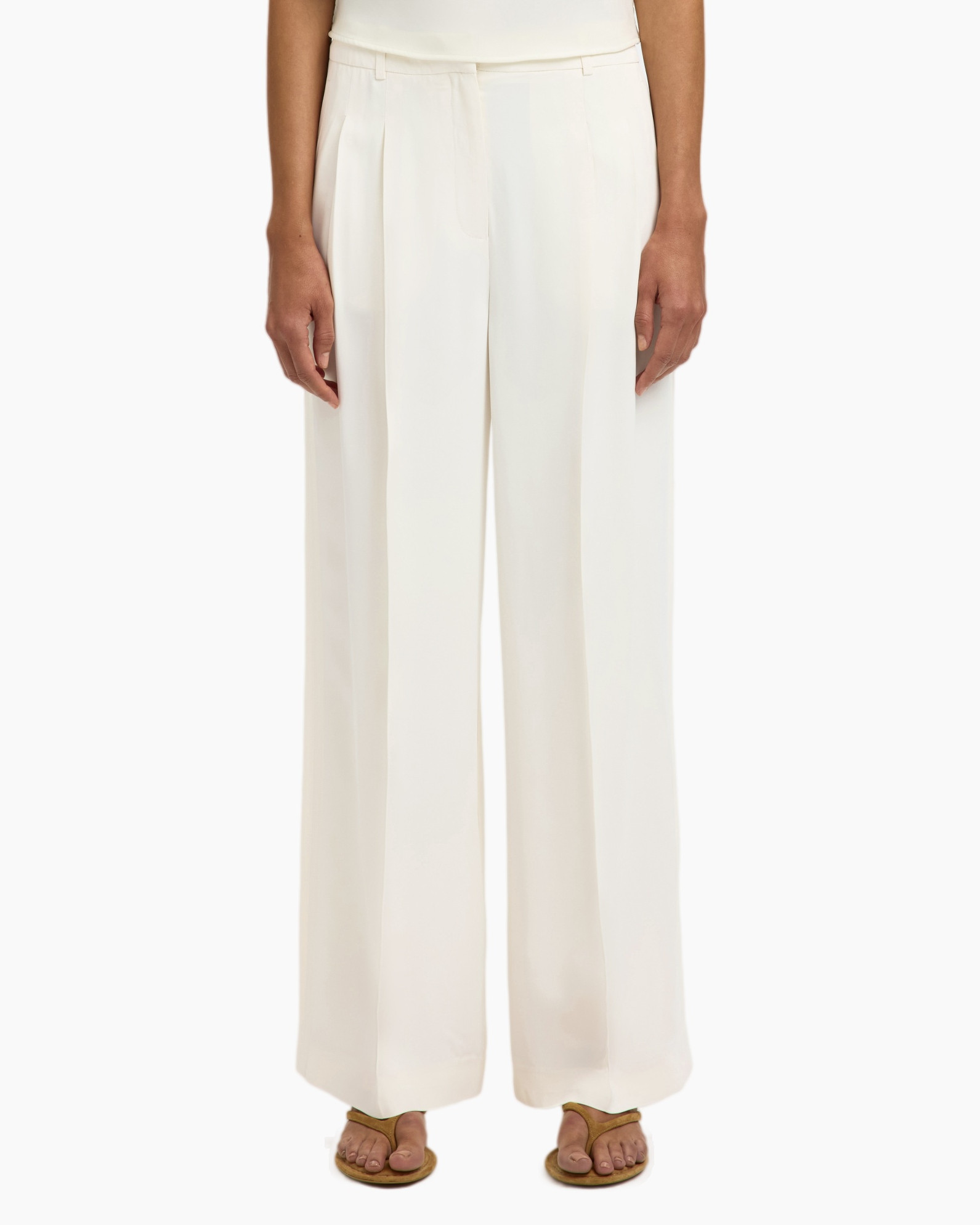 white pants, wide-leg, high-waist, pleated, sandals
