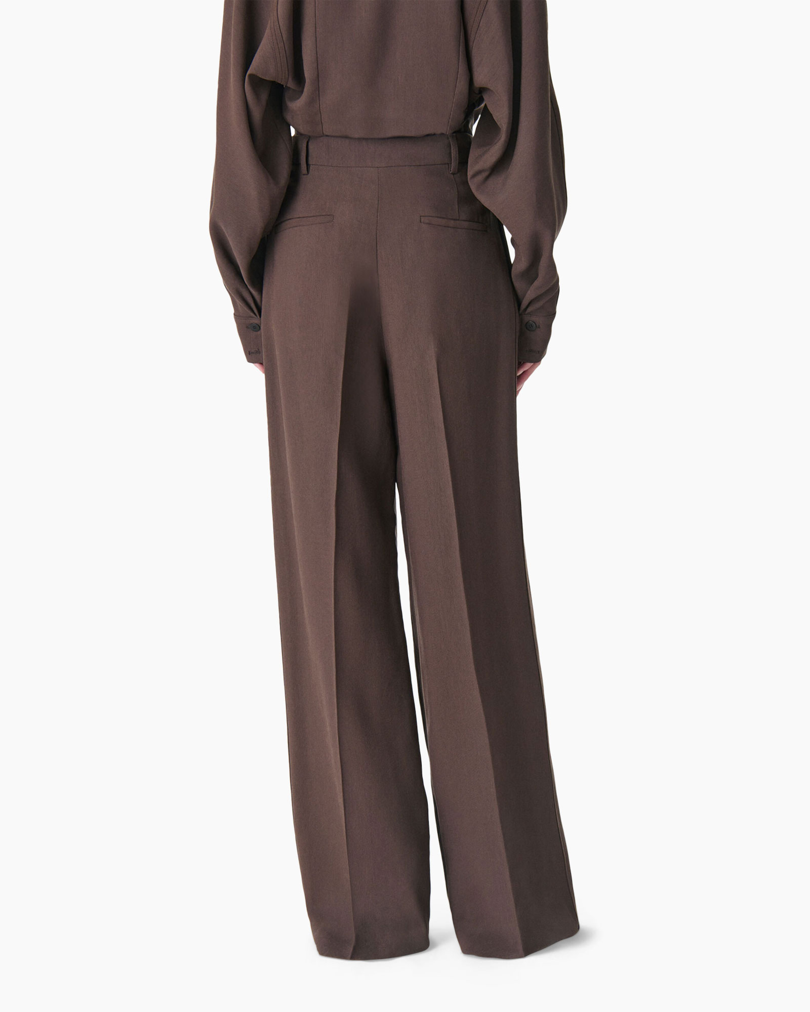 trousers, wide-leg, brown, high-waist, pleated?