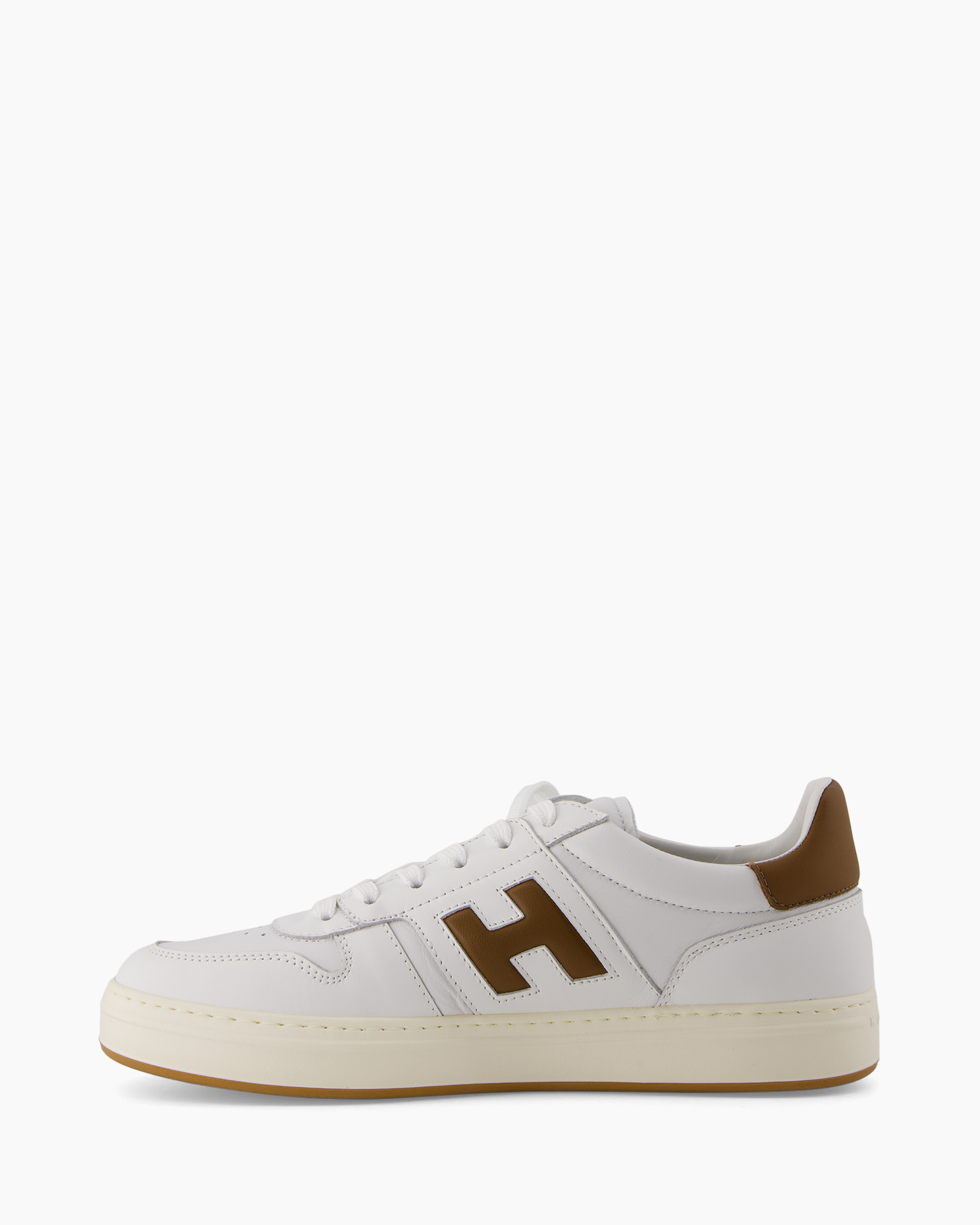 sneaker, white, low-cut, brown-accent, lace-up