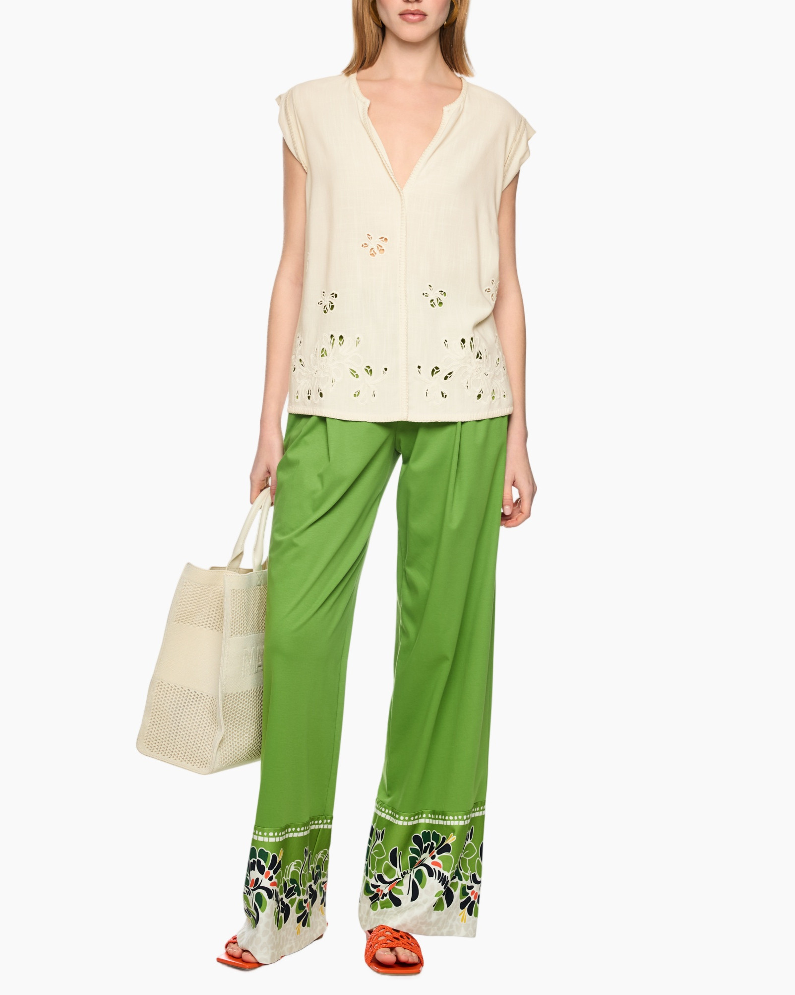 top, linen, embroidery, green pants, tote bag