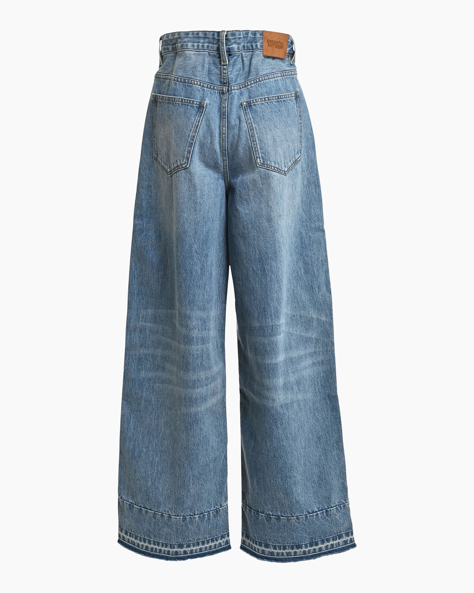 jeans, denim, wide-leg, back pockets, light wash