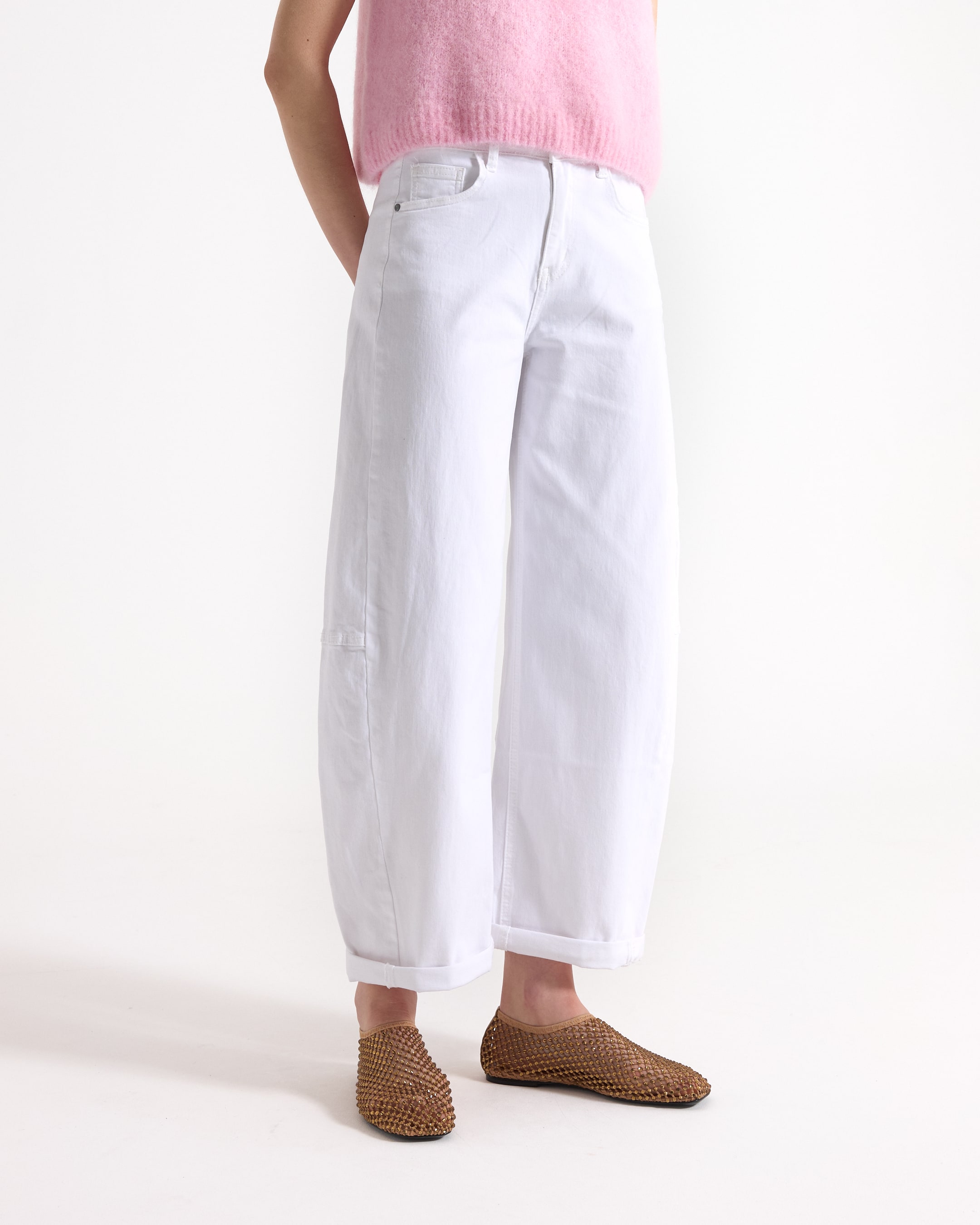 pants, white trousers, wide leg, cropped hem, mules