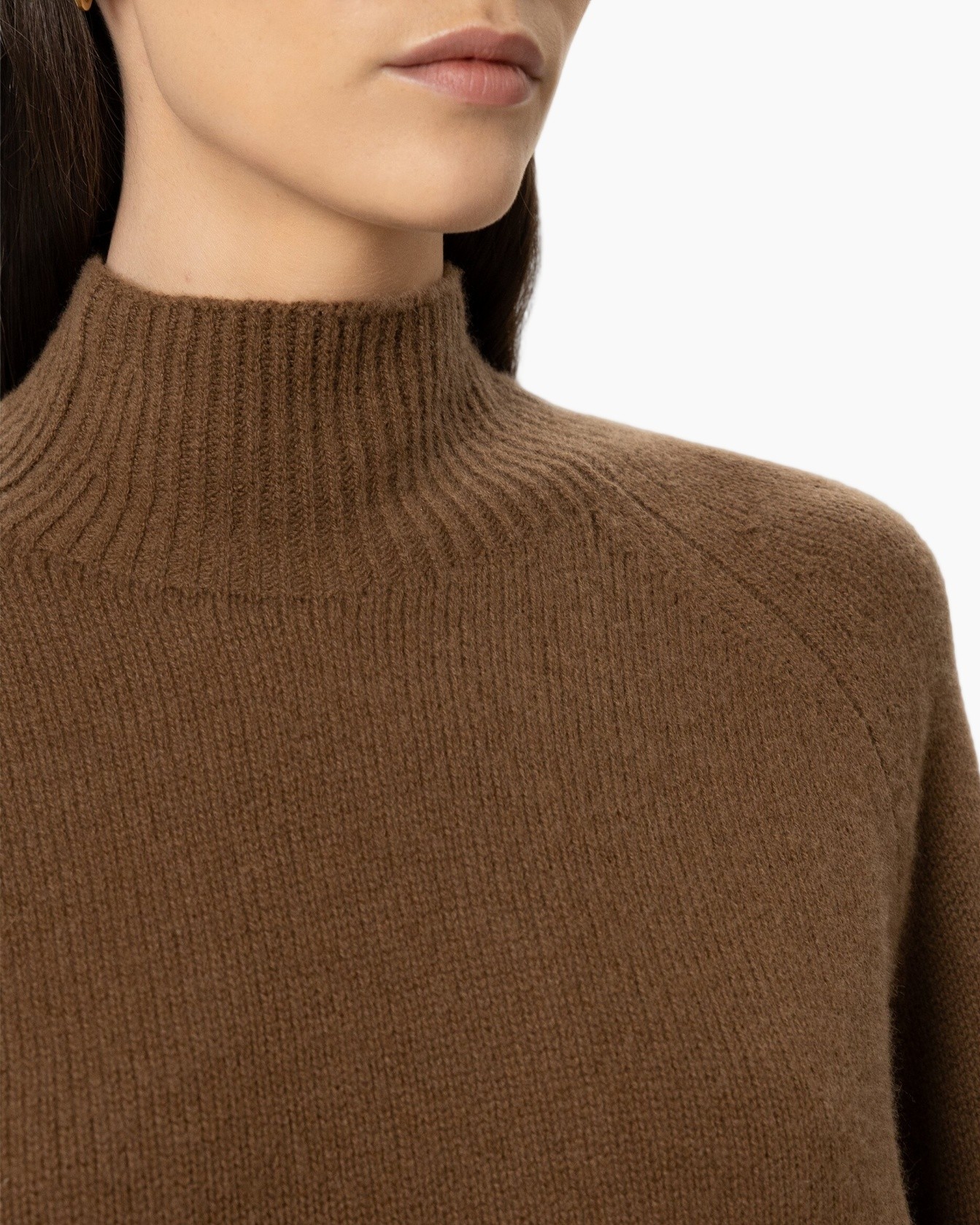 turtleneck, knit, brown, sweater, collar