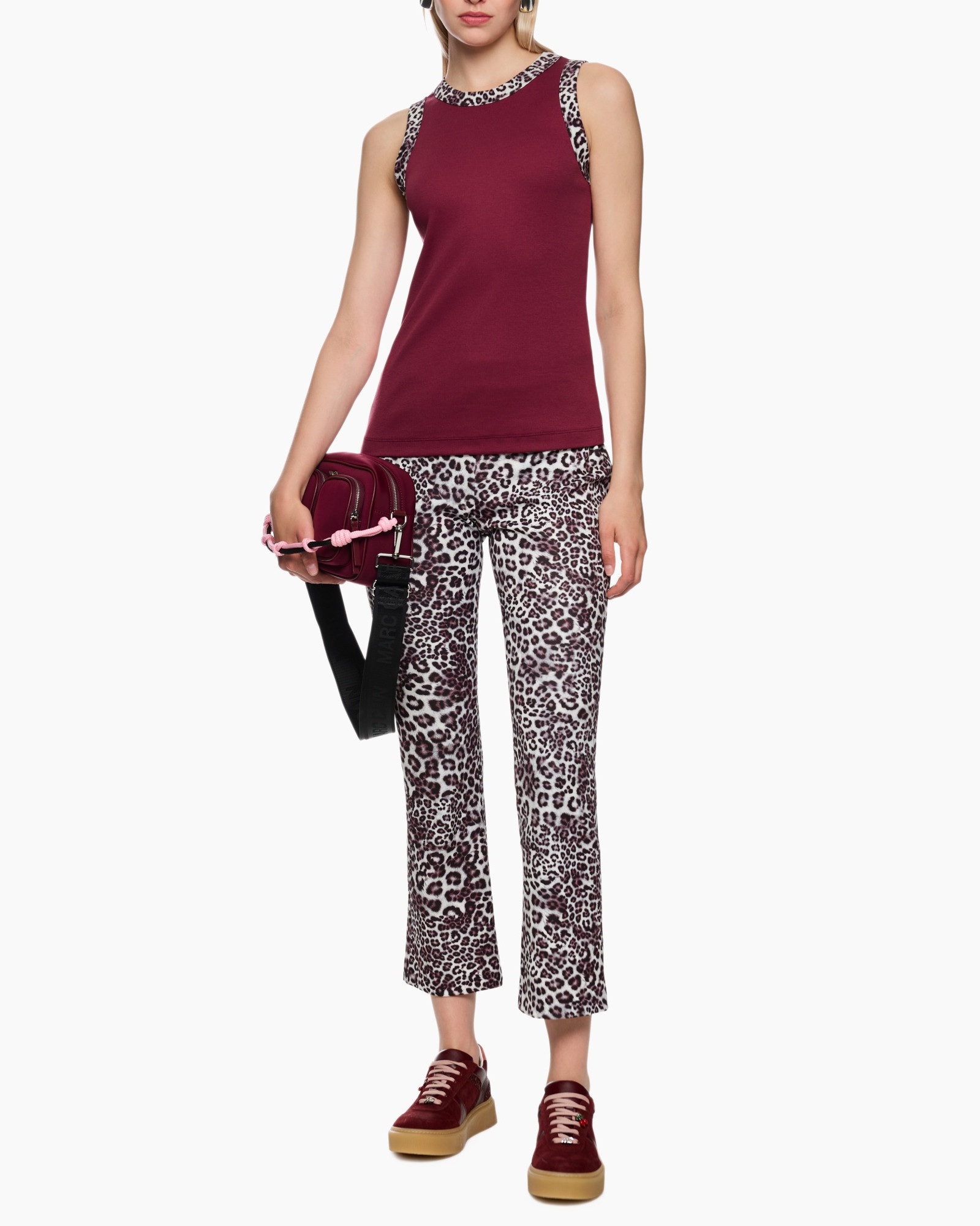 Clothing, Pants, Person, Bag, Handbag