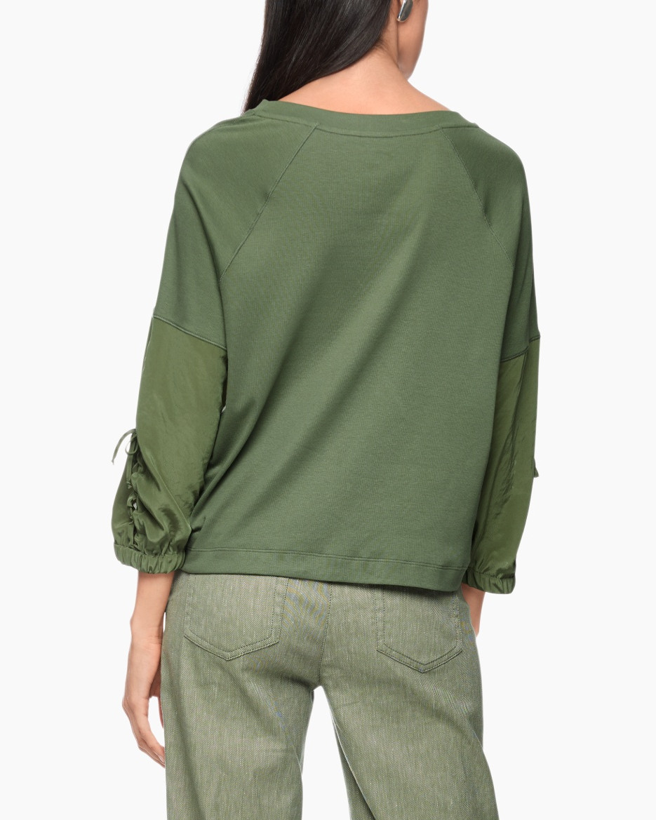 green, jersey, sweatshirt, raglan sleeves, back view