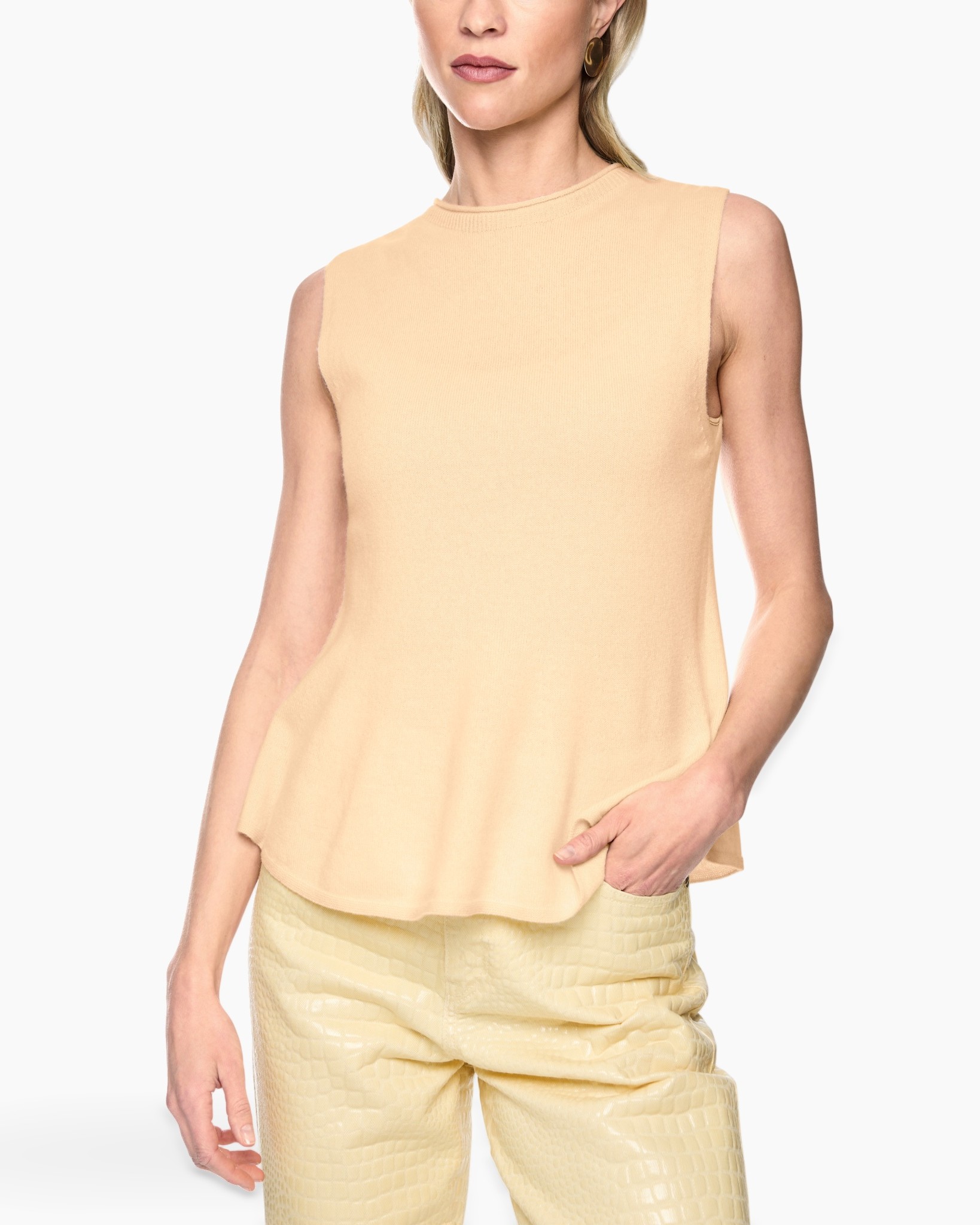 sleeveless top, peach top, tank top, knit fabric, casual top