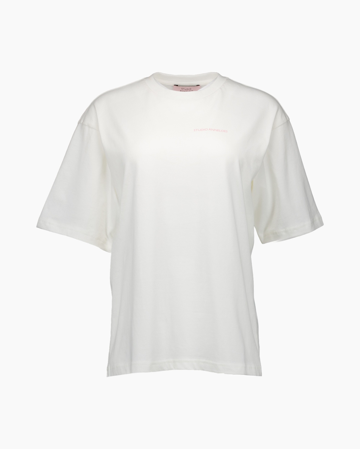 t-shirt, white, short sleeve, crew neck, minimal logo