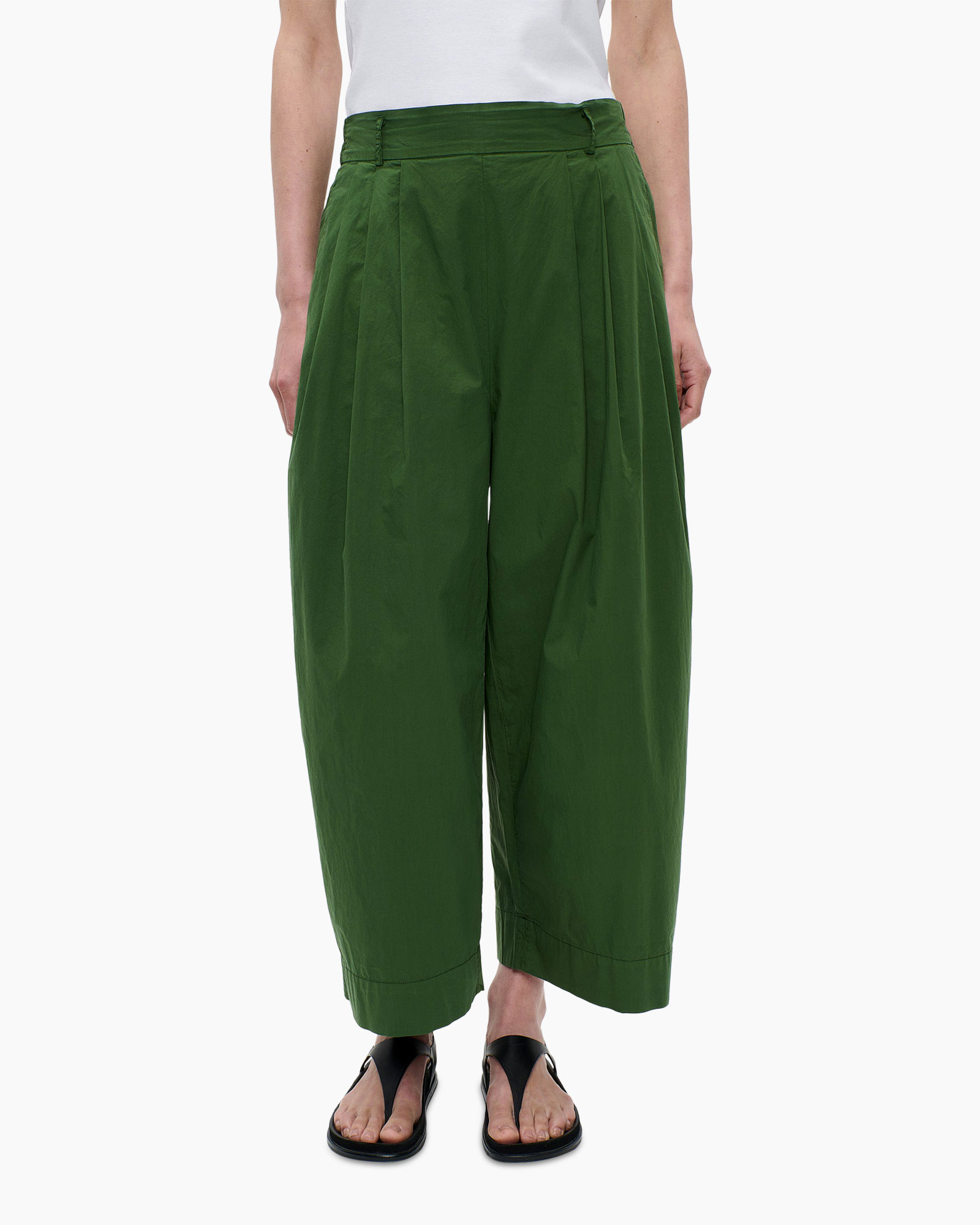 green pants, wide-leg, culotte, ankle-length, elastic waist