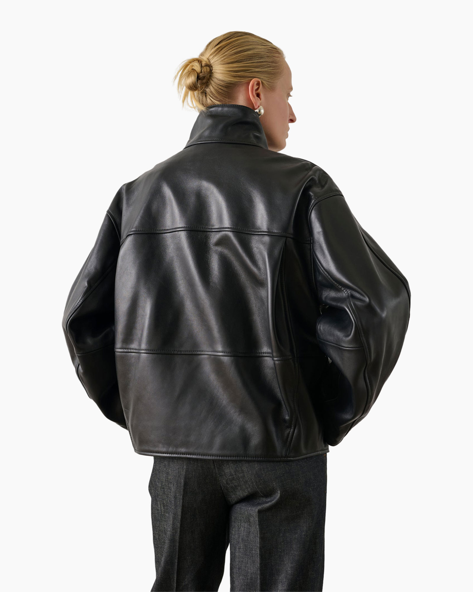 leather jacket, black, zipper, collar, long sleeves