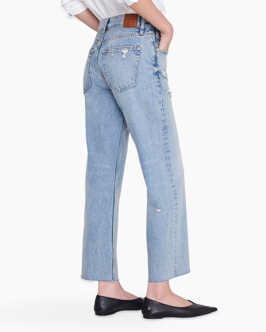 jeans, lightwash, high-waisted, distressed, cropped